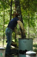Kelly Landrum making Raku