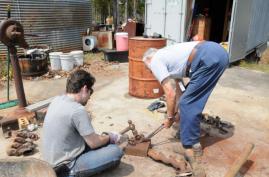 breaking of iron for the iron melt