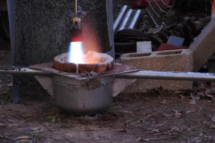 ladle for iron pour pre-heat
